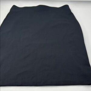 Carmen Marc Valvo Classic Black Pencil Skirt